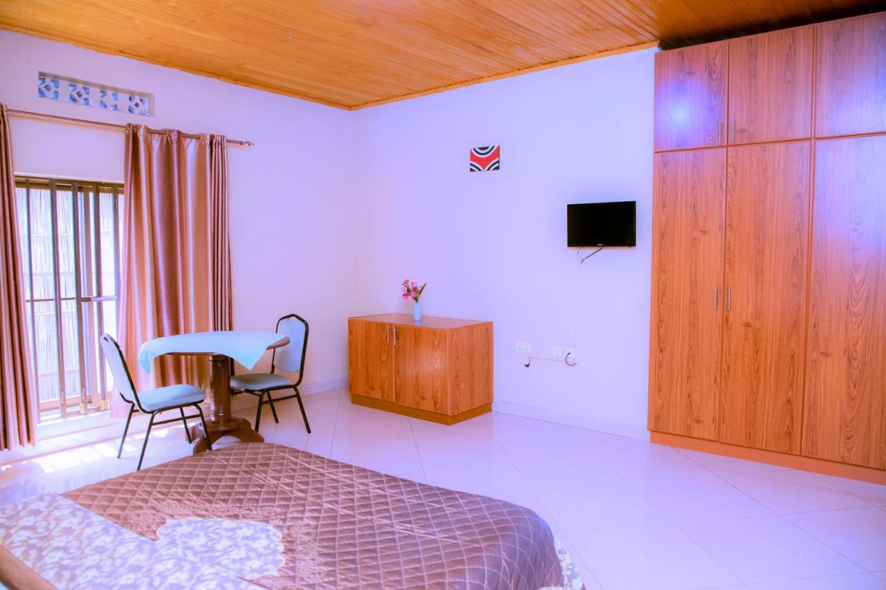 Iris Guest House Kigali Exterior photo