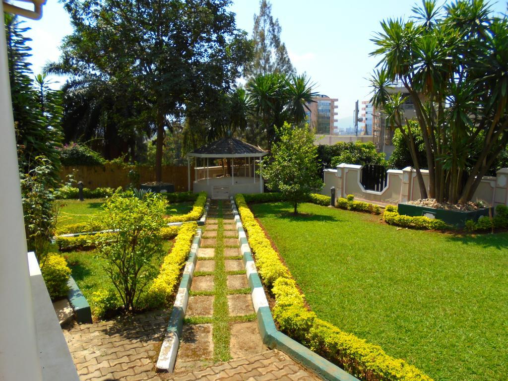 Iris Guest House Kigali Exterior photo