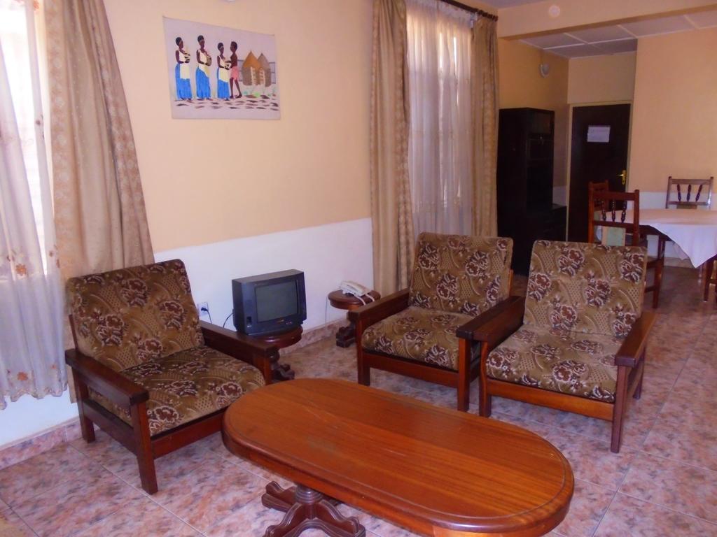 Iris Guest House Kigali Exterior photo