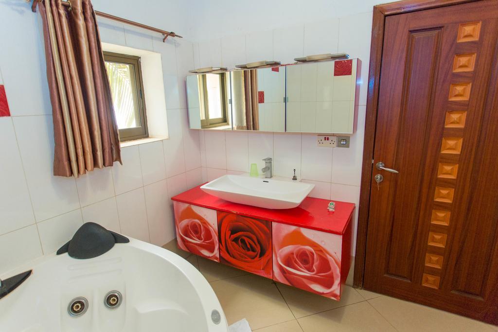 Iris Guest House Kigali Exterior photo