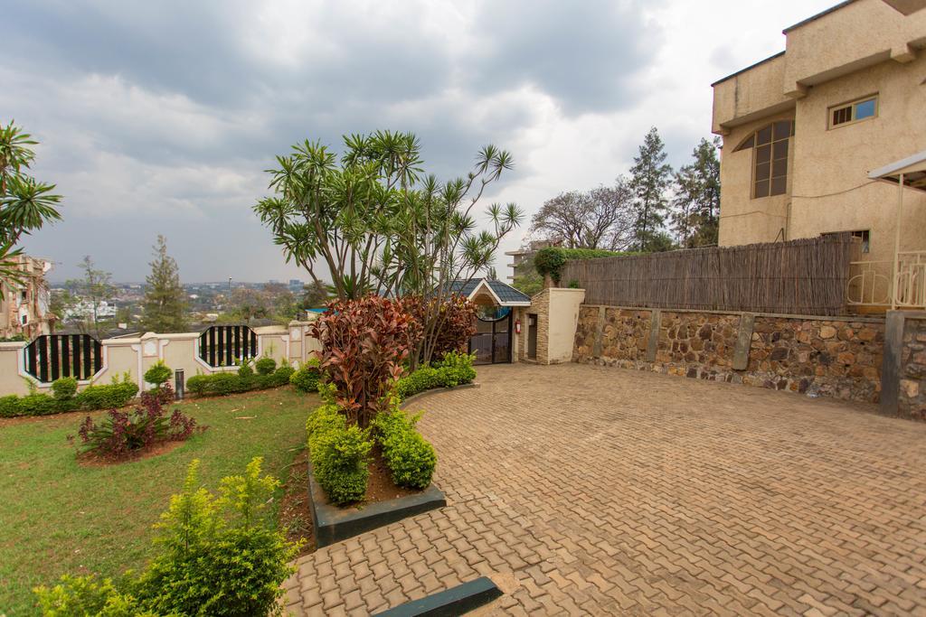 Iris Guest House Kigali Exterior photo